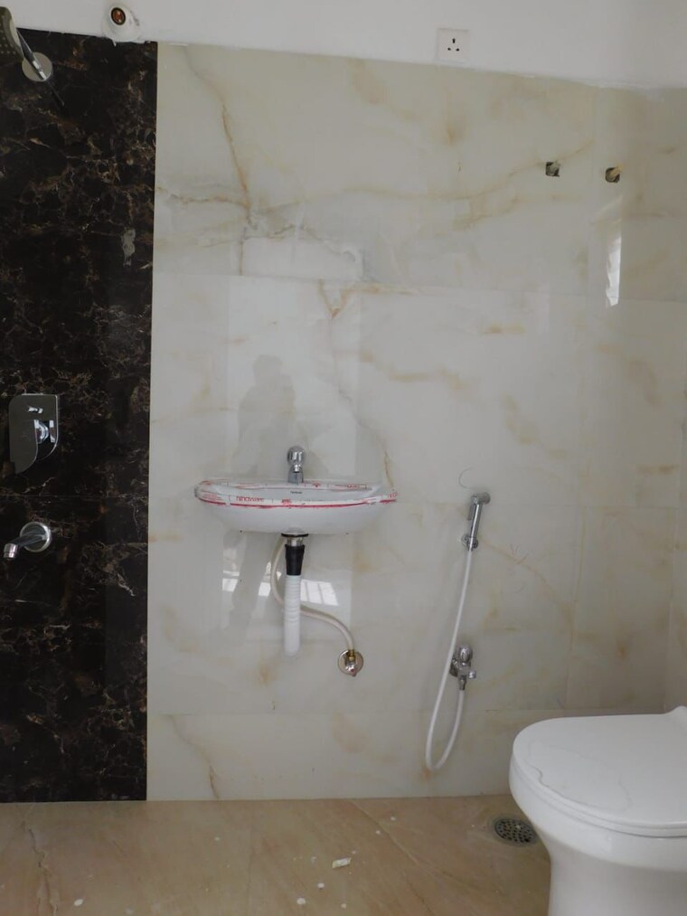 Bathroom, svn-sri-virinchi-signature 2 Bedroom 1250 Sq.Ft. Apartment In Uppal Hyderabad 10563556