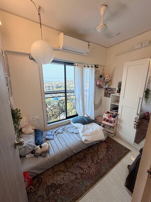 Bedroom in 1.5 BHK Apartment at Chandiwala Pearl Heaven, Andheri East – for Sale
