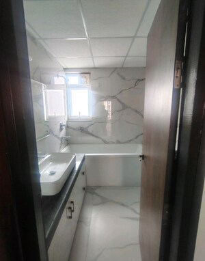 Bathroom in 4 BHK Apartment at Gomti Nagar – for Rent