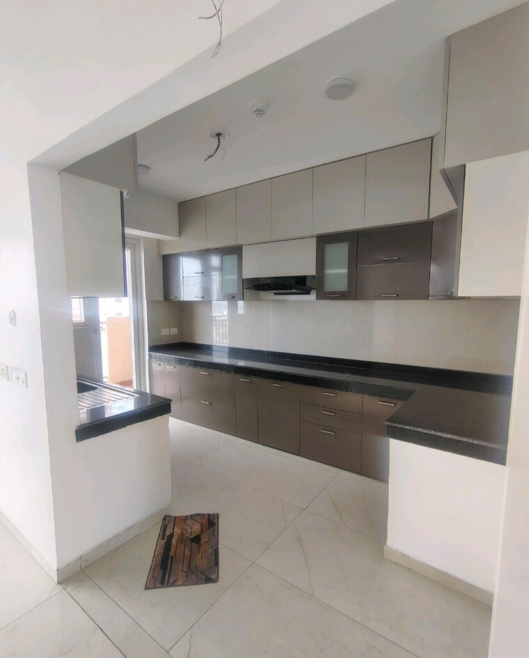 Kitchen, gomti nagar 4 Bedroom 2230 Sq.Ft. Apartment In Gomti Nagar Lucknow 10563588