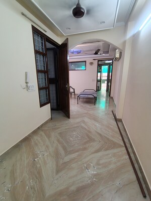 Furnished Amenities in 2 BHK Builder Floor at Malviya Nagar – for Rent