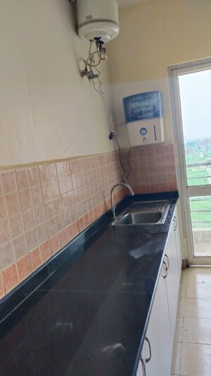 Kitchen in 4 BHK Apartment at Shalimar One World Belvedere Court 3, Gomti Nagar – for Rent