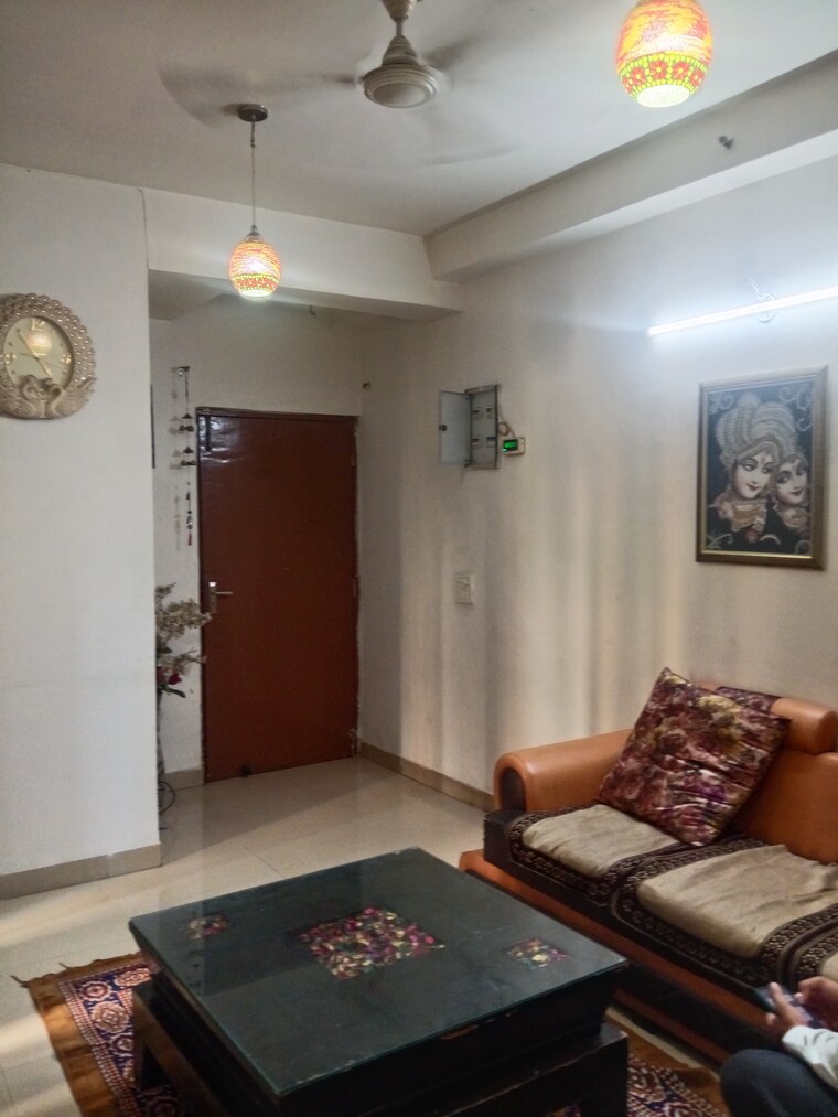 Living Room, mahagun-my-woods 2 Bedroom 935 Sq.Ft. Apartment In Sector 16c Greater Noida Greater Noida 10563672