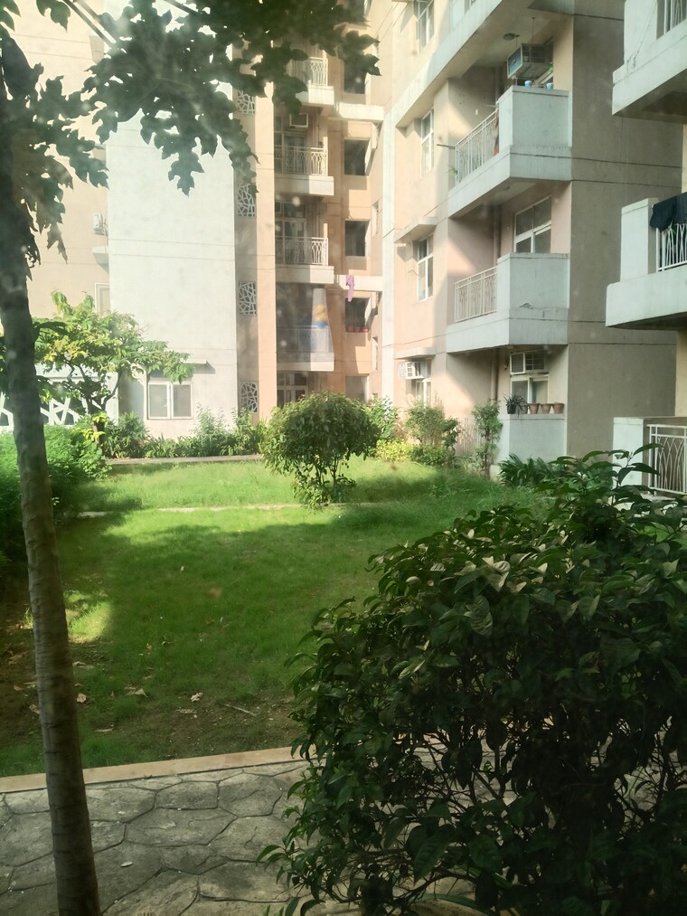 Exterior View, mahagun-my-woods 2 Bedroom 935 Sq.Ft. Apartment In Sector 16c Greater Noida Greater Noida 10563672