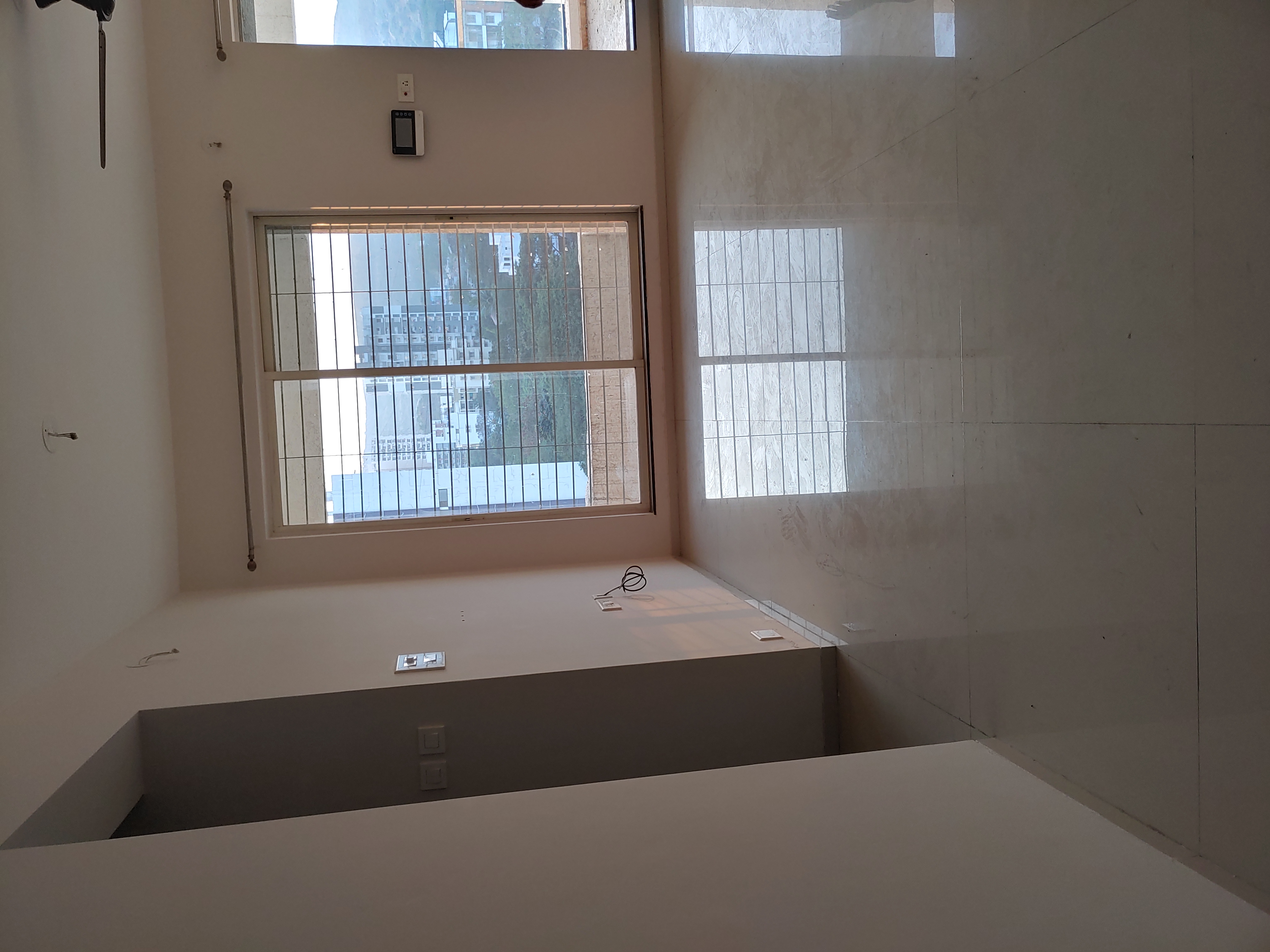 2 BHK + Servant Room 1000 Sq.Ft. Apartment in Pebbles I