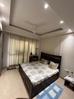 3.5 BHK + Prayer Room,Servant Room,Study Room,Extra Room,Basement,Store Room Builder Floor For Rent in Sector 45