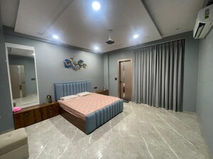 Bedroom in 3 BHK Builder Floor at Sector 109 – for Rent