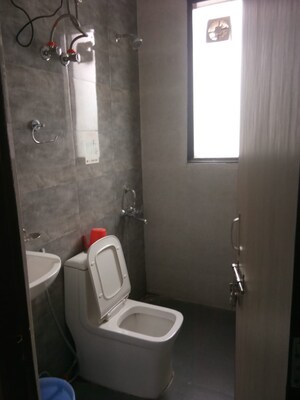 Bathroom in Studio Builder Floor at Vipul Square, Sushant Lok I – for Rent