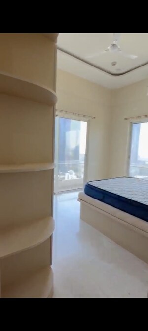 Furnished Amenities in 3 BHK Apartment at Indiabulls Sky Forest, Lower Parel – for Rent