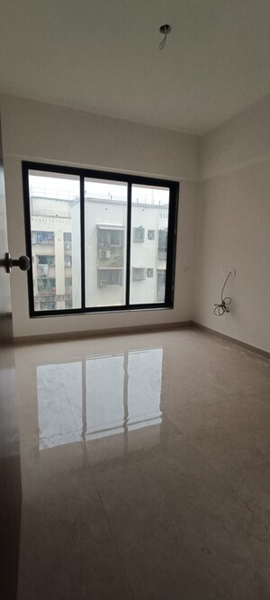 Room in 1 BHK Apartment at Vaibhav Wisteria Residency, Santacruz East – for Rent