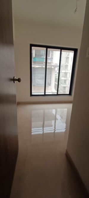 Room in 1 BHK Apartment at Vaibhav Wisteria Residency, Santacruz East – for Rent