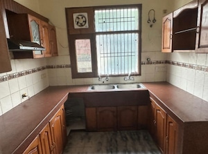 Kitchen in 2 BHK Builder Floor at Sector 36 – for Rent