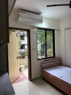 Room in 2 BHK Apartment at Balewadi – for Rent
