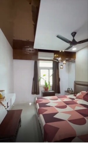 Bedroom in 3 BHK Apartment at Chembur – for Rent