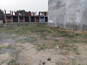  Plot For Sale in Jankipuram Extension