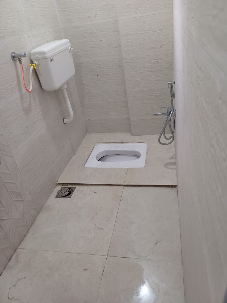 Bathroom, rabale Pg For Boys & Girls In Rabale 10563846