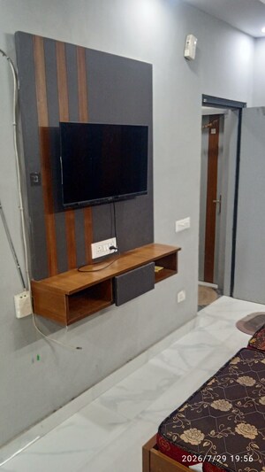 Furnished Amenities in 1 RK Builder Floor at Minarch Tower, Sector 44 – for Rent