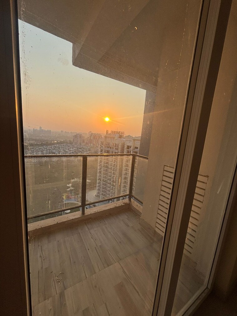 Balcony, one-oak-atmos 3 Bedroom 2230 Sq.Ft. Apartment In Gomti Nagar Lucknow 10563850