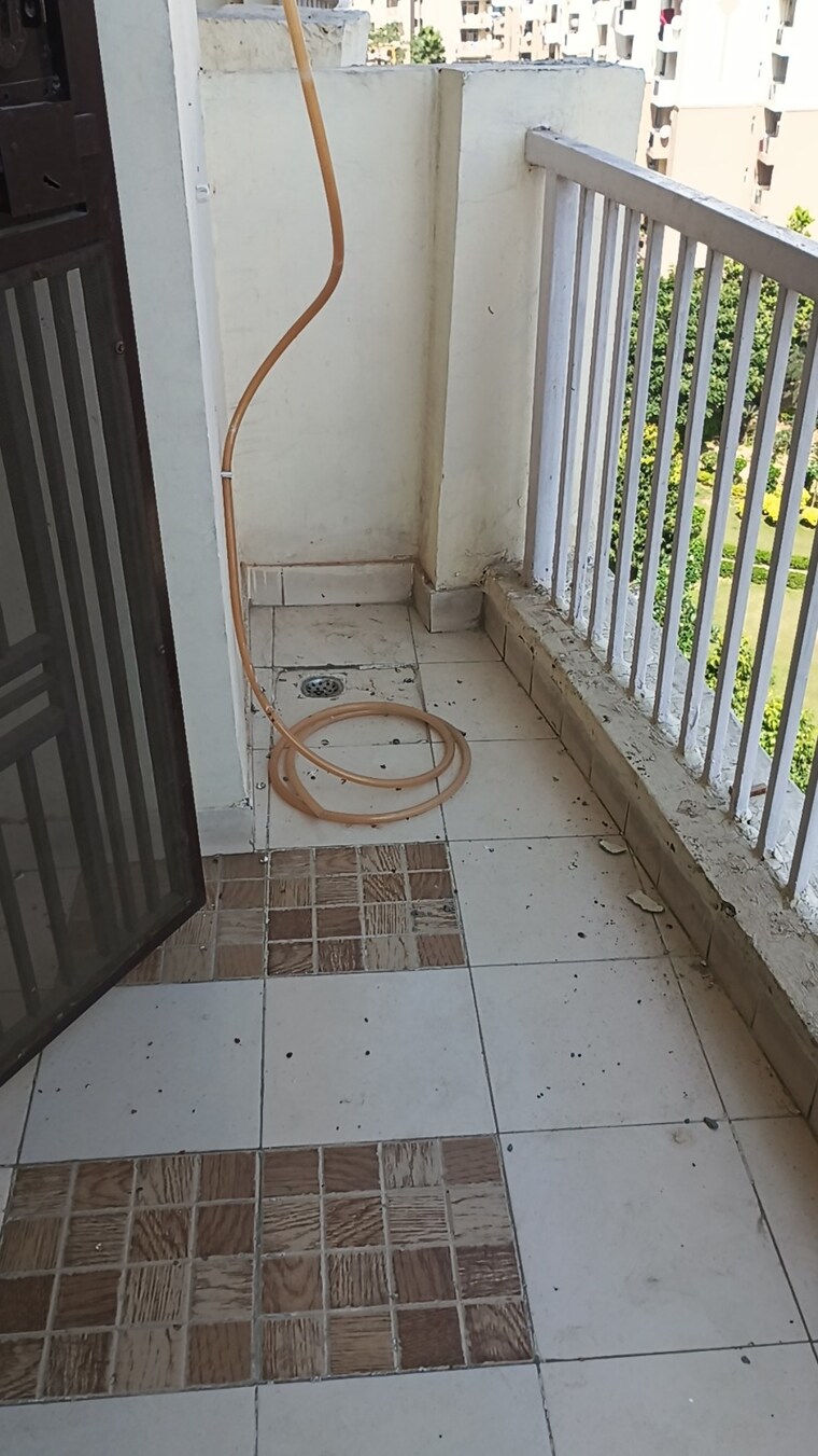Bathroom, gulmohur-garden 3.5 Bedroom 1590 Sq.Ft. Apartment In Raj Nagar Extension Ghaziabad 10563853