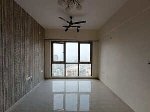 Room in 2 BHK Apartment at Sheth Auris Serenity Tower 3, Malad West – for Rent