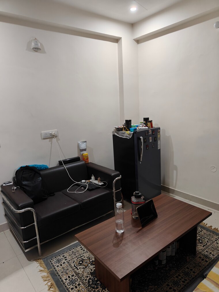 Living Room, ansal-plaza 1 Bedroom 550 Sq.Ft. Builder Floor In Sector 1 Vaishali Ghaziabad 10563880