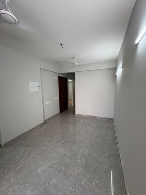 Room in 3 BHK Apartment at Signature Global City 81, Sector 81 – for Rent
