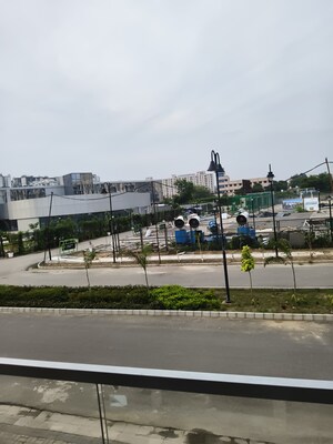 Swimming Pool in 3 BHK Apartment at Signature Global City, Sector 37d – for Rent