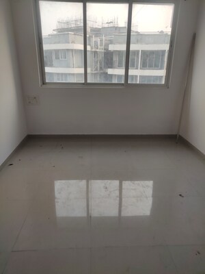 Room in 2 BHK Apartment at Hiraco Eminence, Mira Road – for Sale