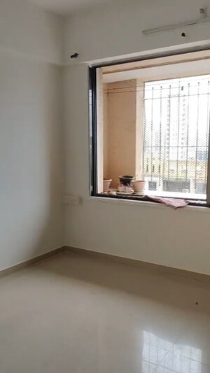 Bedroom in 3 BHK Apartment at Chembur – for Rent