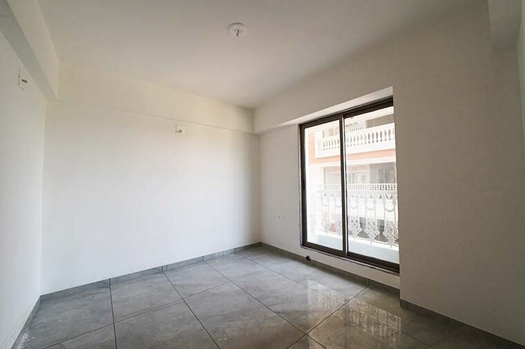 Room, gandhinagar mahudi main road 3 Bedroom 200 Sq.Yd. Apartment In Gandhinagar Mahudi Main Road Gandhinagar 10563921