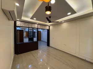 3 BHK Builder Floor For Rent in Sushant Lok Iii
