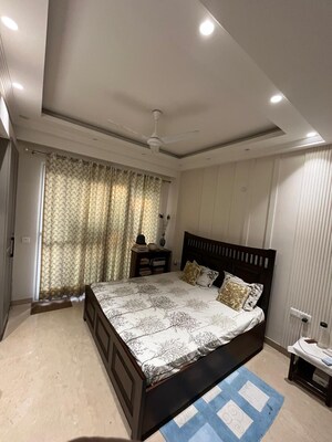 Bedroom in 3 BHK Builder Floor at Smart World Orchard, Sector 61 – for Rent