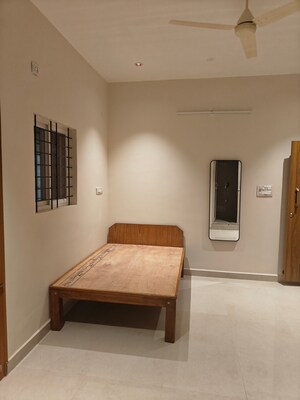 Room in 1 RK Apartment at Hrbr Layout – for Rent