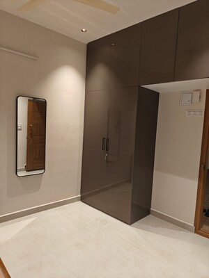 Room in 1 RK Apartment at Hrbr Layout – for Rent