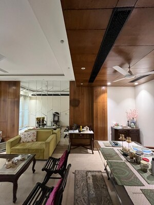 Kitchen in 3 BHK Builder Floor at Smart World Orchard, Sector 61 – for Rent