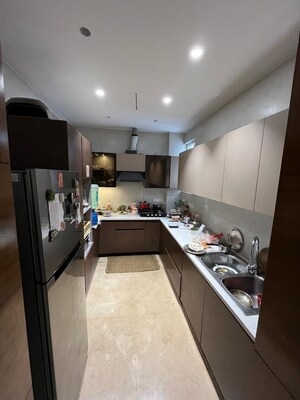 Kitchen in 3 BHK Builder Floor at Smart World Orchard, Sector 61 – for Rent