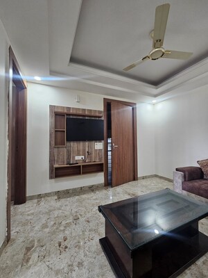 Living Room in 1 BHK Builder Floor at Sector 57 – for Rent