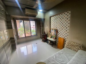 2 BHK Apartment For Sale in Kabra Rageshree, Borivali West