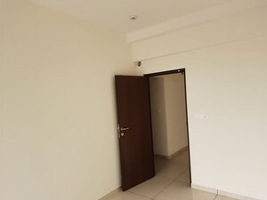 Room in 1 BHK Apartment at Duville Riverdale Heights, Kharadi – for Rent