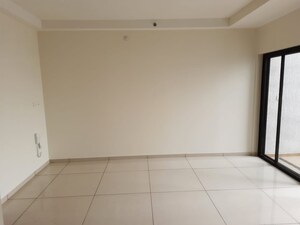 Room in 1 BHK Apartment at Duville Riverdale Heights, Kharadi – for Rent