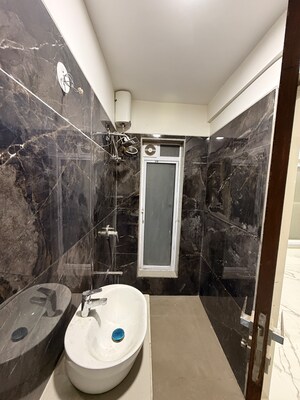 Parking in 2 BHK Apartment at Shri Ganesh Royal Altezza, Ghatkopar East – for Rent