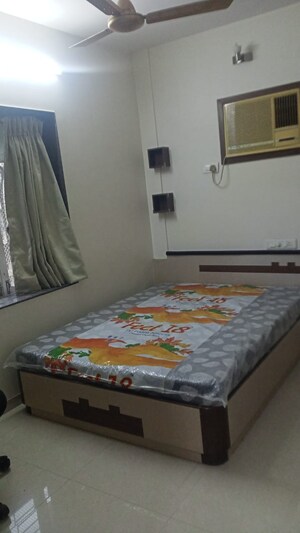 Bedroom in 1 BHK Apartment at Raheja Township, Malad East – for Rent