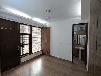 2 BHK Builder Floor for Rent in Malviya Nagar, Delhi