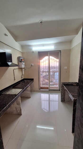 Tharwani Meghna Montana