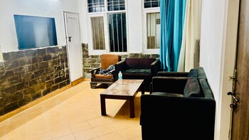 Pg for Rent in Sector 19, Noida