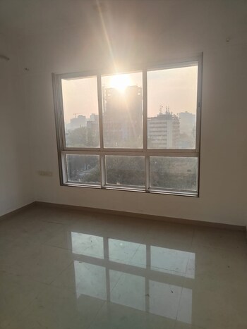 2 BHK Flat for Sale in Borivali East, Mumbai