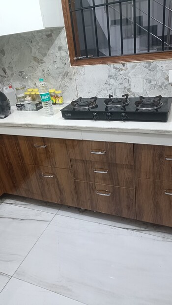 1 BHK House for Rent in Sector 19, Noida