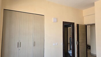Paras Dews