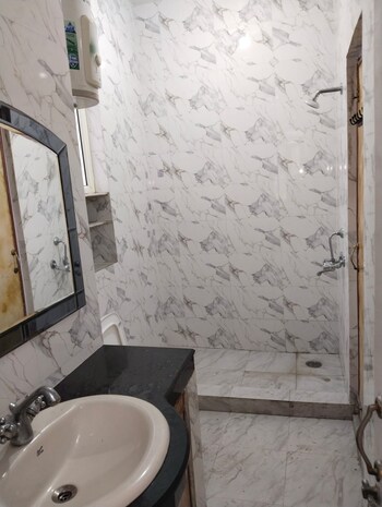 2 BHK Flat for Sale in Ip Extension, Delhi