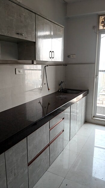 2 BHK Flat for Rent in Thane West, Thane